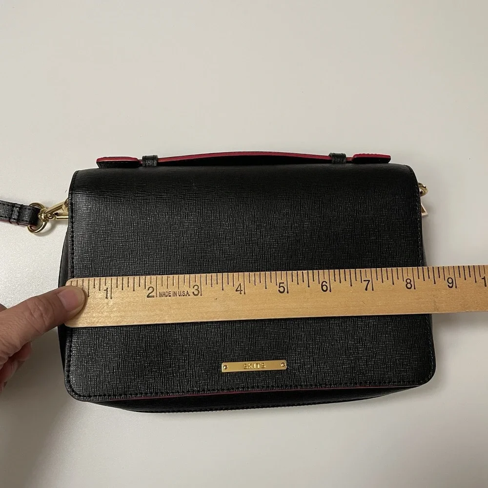 SKITS Providence‎ Clever Saffiano Leather Bag Black Crossbody Tech Bag READ B25